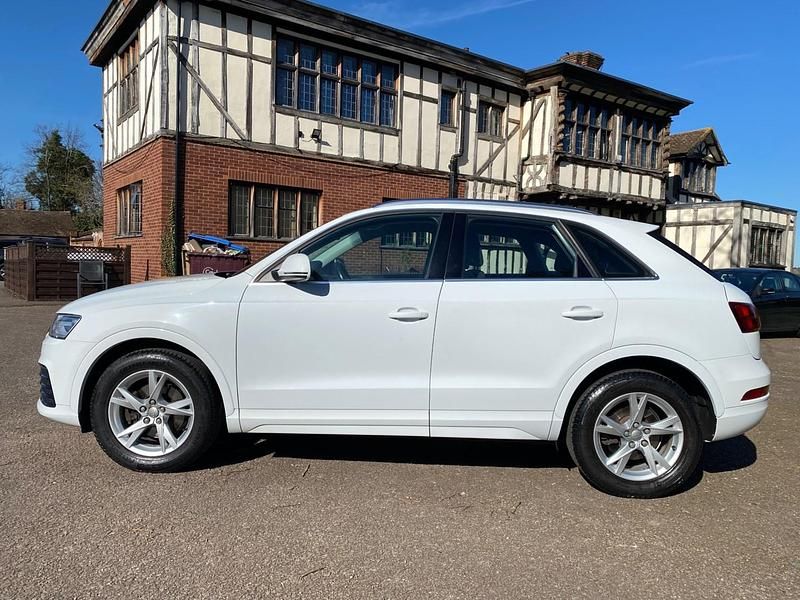 Used Audi Q3 Sport 150 HP (110 kW) 2016 White SUV