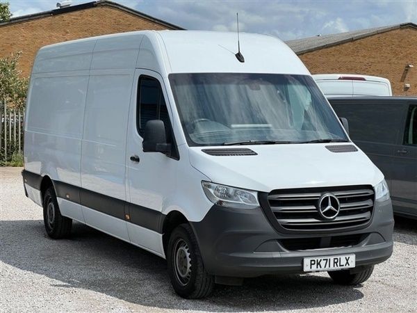 White Used 2022 Mercedes Sprinter Progressive Van | £19,194 (Fair price) - Image 1/1