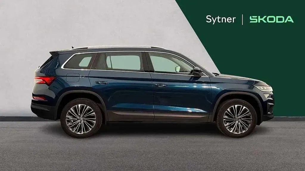 Used Skoda Kodiaq SE L Executive 150 HP (110 kW) 2023 Petrol blue metallic SUV