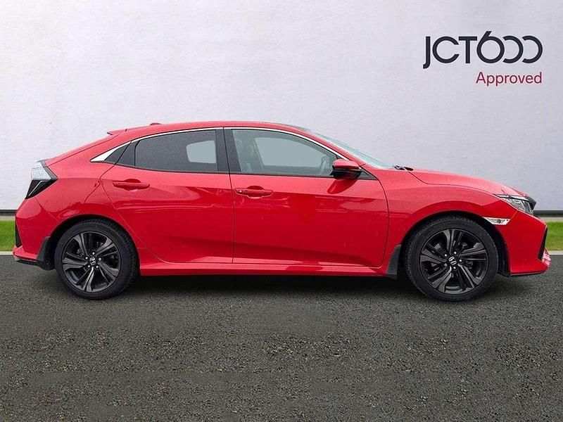 Used Honda Civic EX 125 HP (91 kW) 2019 Red Hatchback