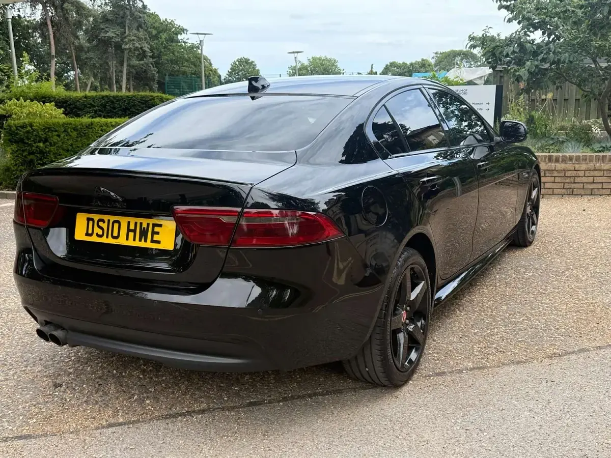 Used Jaguar XE R-Sport 180 HP (132 kW) 2017 Black Sedan