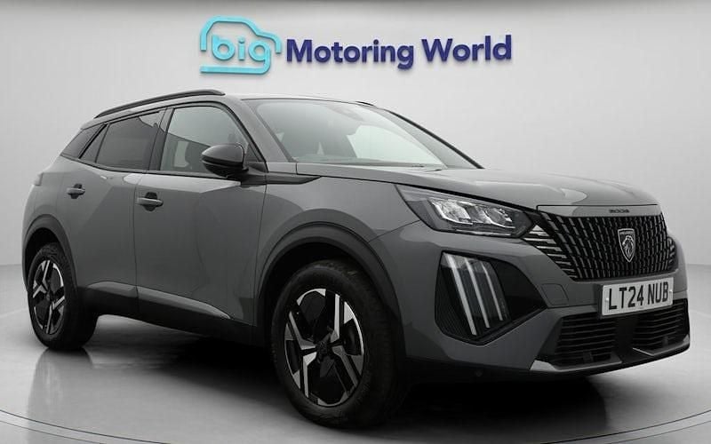 Begagnad Peugeot 2008 Allure 131 HK (96 kW) 2024 Grå SUV