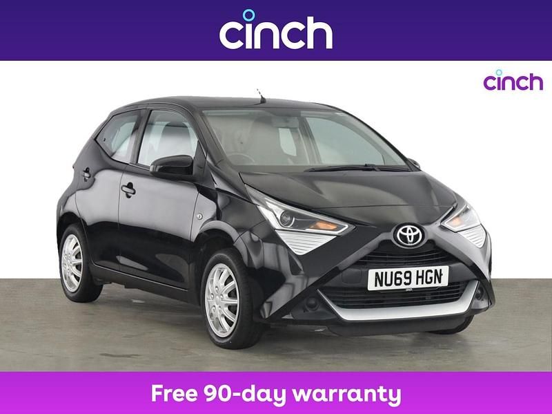 Black Used 2019 Toyota Aygo X-play Hatchback | £8,599 (Fair price) - Image 1/3