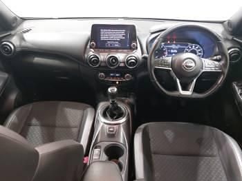 Used Nissan Juke N-Connecta 114 HP (83 kW) 2023 Grey SUV
