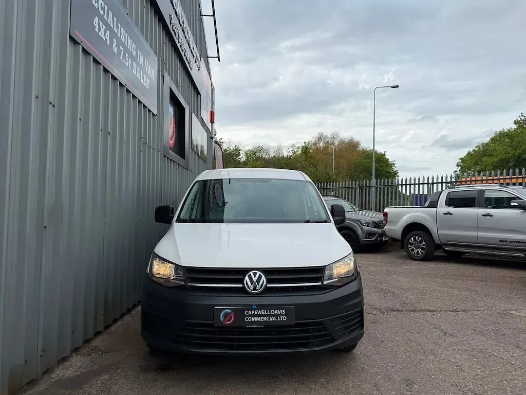 Used VW Caddy Maxi Startline 2017 White MPV