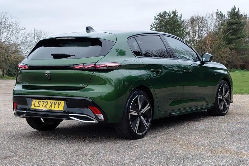 Used Peugeot 308 GTi 129 HP (94 kW) 2022 Green Hatchback