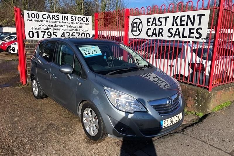 Used Vauxhall Meriva 100 HP (73 kW) 2010 Silver MPV