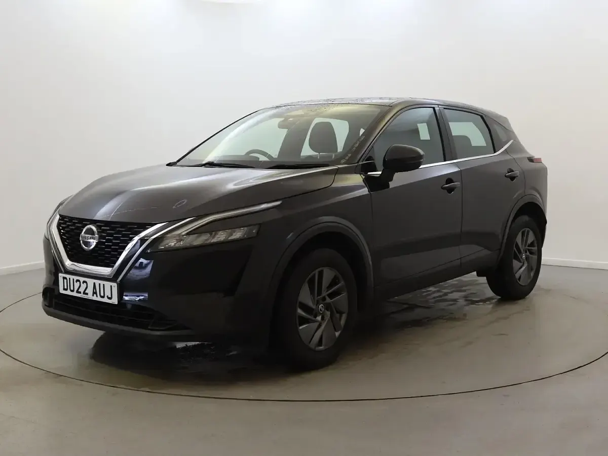 Used Nissan Qashqai Acenta Premium 2022 Black SUV
