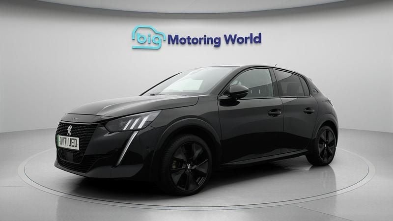 Used Peugeot e-208 Premium 100 kW (136 HP) 2022 Black Hatchback