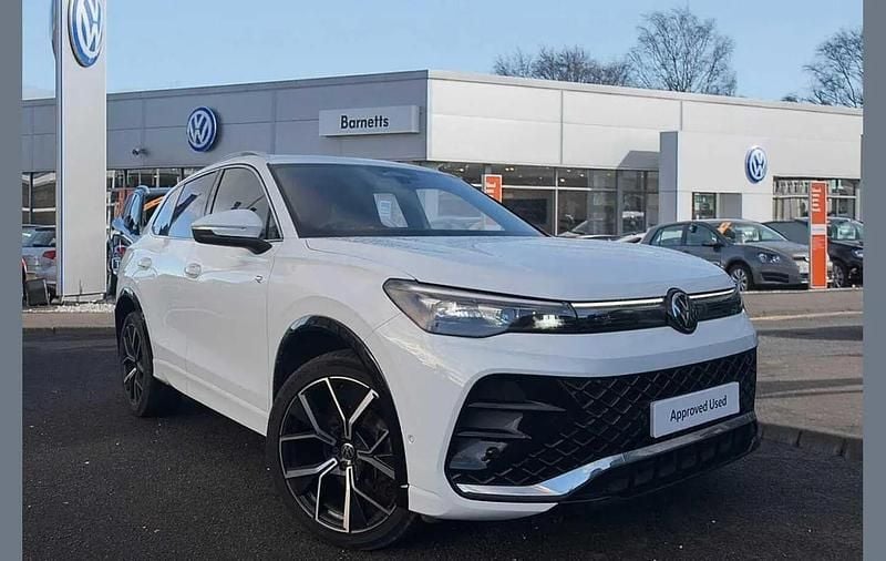 White Used 2024 VW Tiguan R-line SUV | £32,999 (A bit pricey) - Image 1/4
