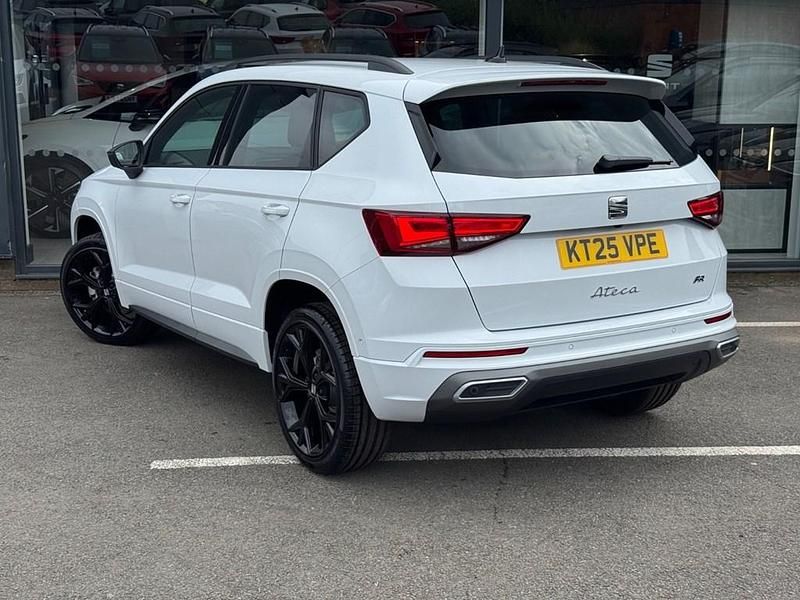 New Seat Ateca Black Edition 150 HP (110 kW) 2025 White SUV