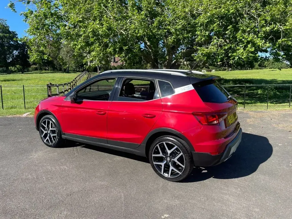 Used Seat Arona FR Sport 115 HP (84 kW) 2019 Red SUV