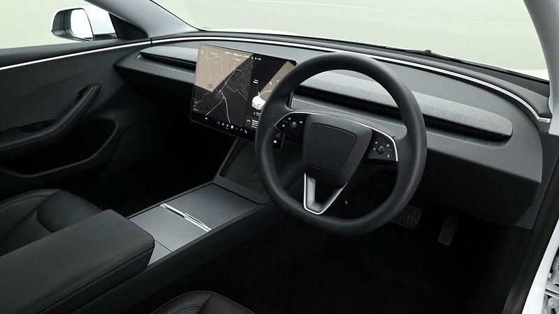Image 3/4