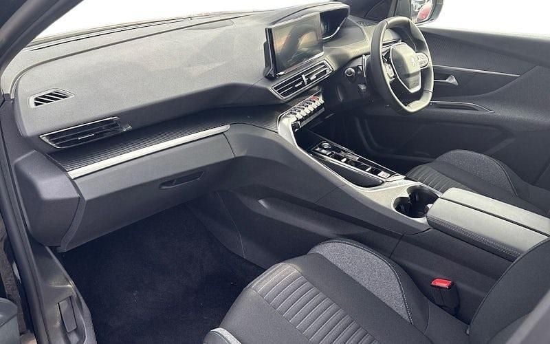 Used Peugeot 3008 Active+ 179 HP (131 kW) 2023 SUV