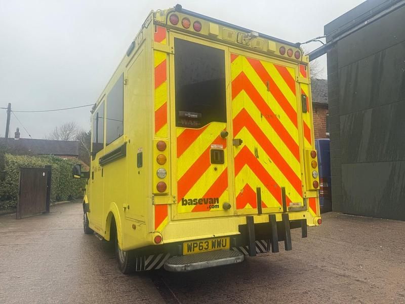 Usado Mercedes Sprinter 2017 Amarelo