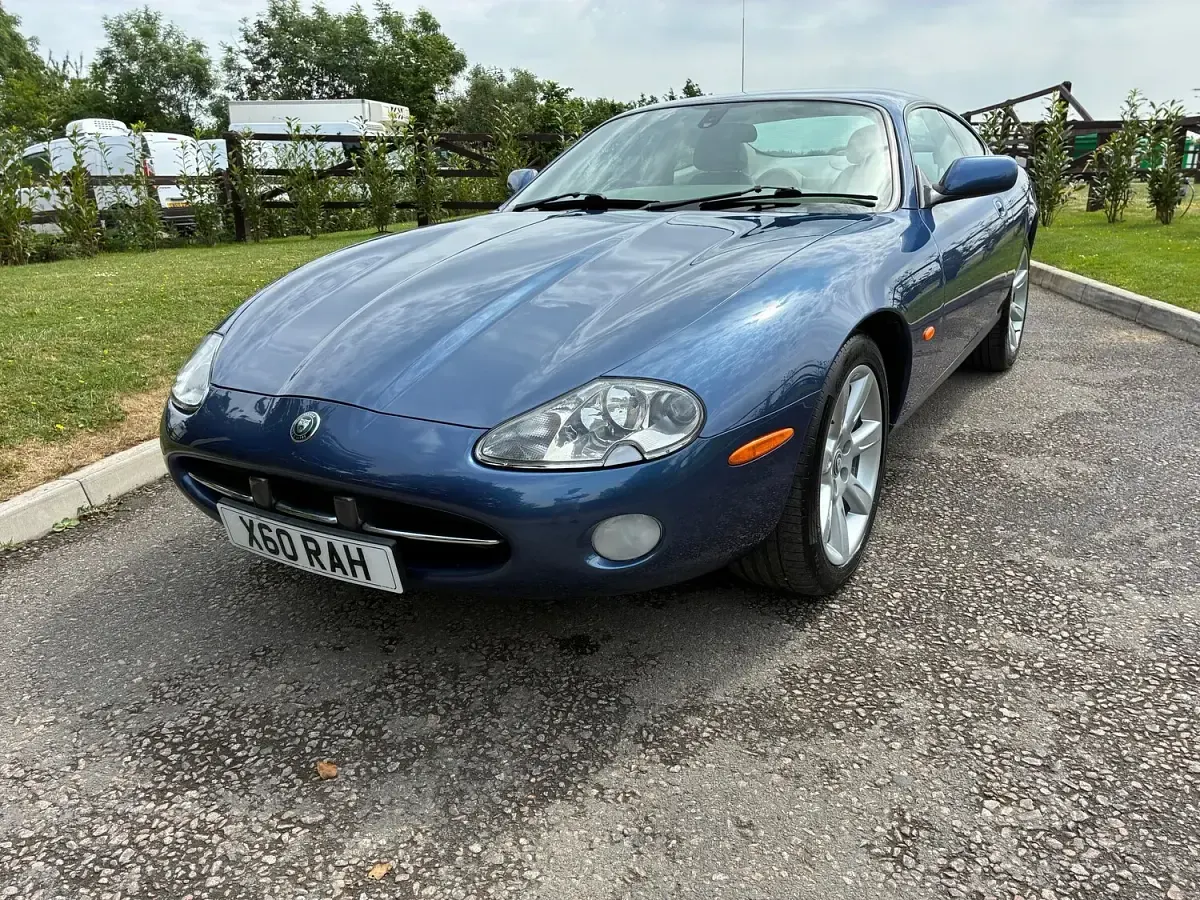 Used Jaguar XK8 2004 Blue Coupe