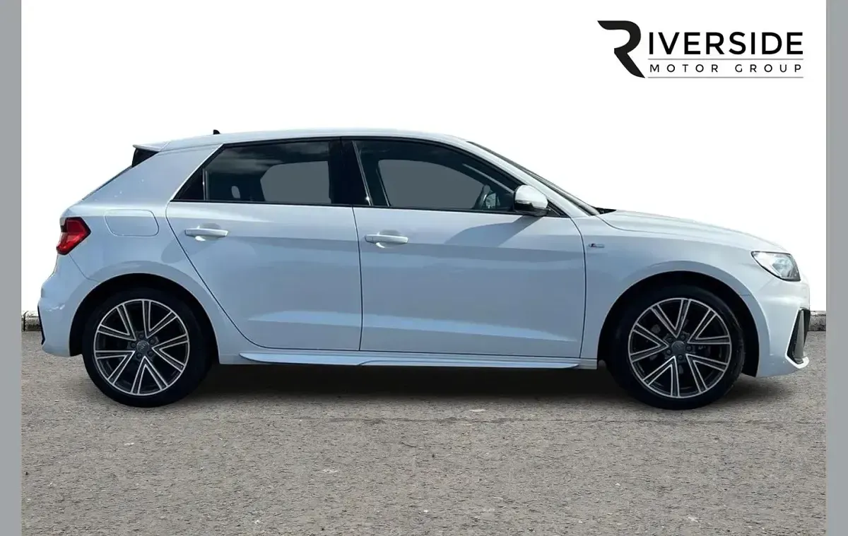 Used Audi A1 S-Line 113 HP (83 kW) 2020 White SUV