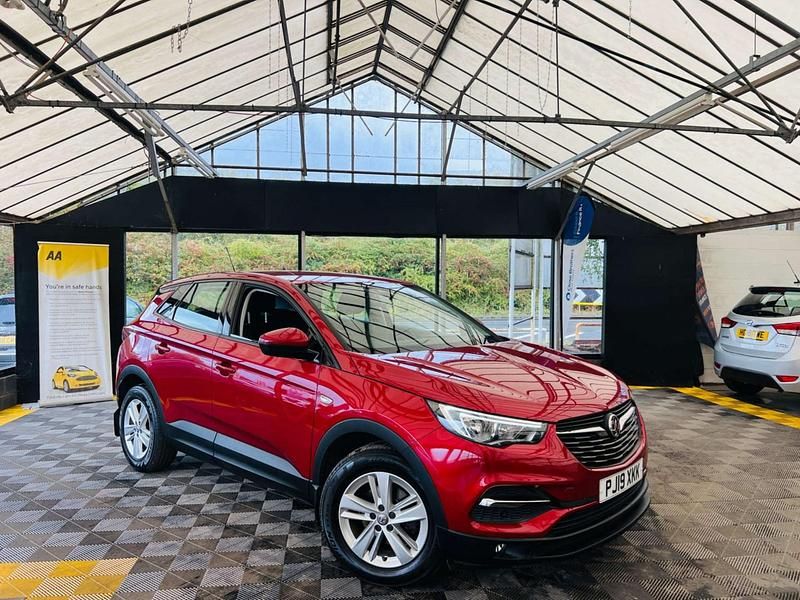Red Used 2019 Vauxhall Grandland X S SUV | £10,475 (Good price) - Image 1/4