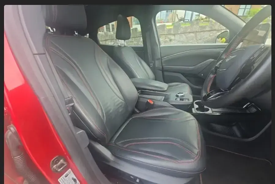 Used Ford Mustang Extended Range 351 HP (258 kW) 2021 Red Hatchback