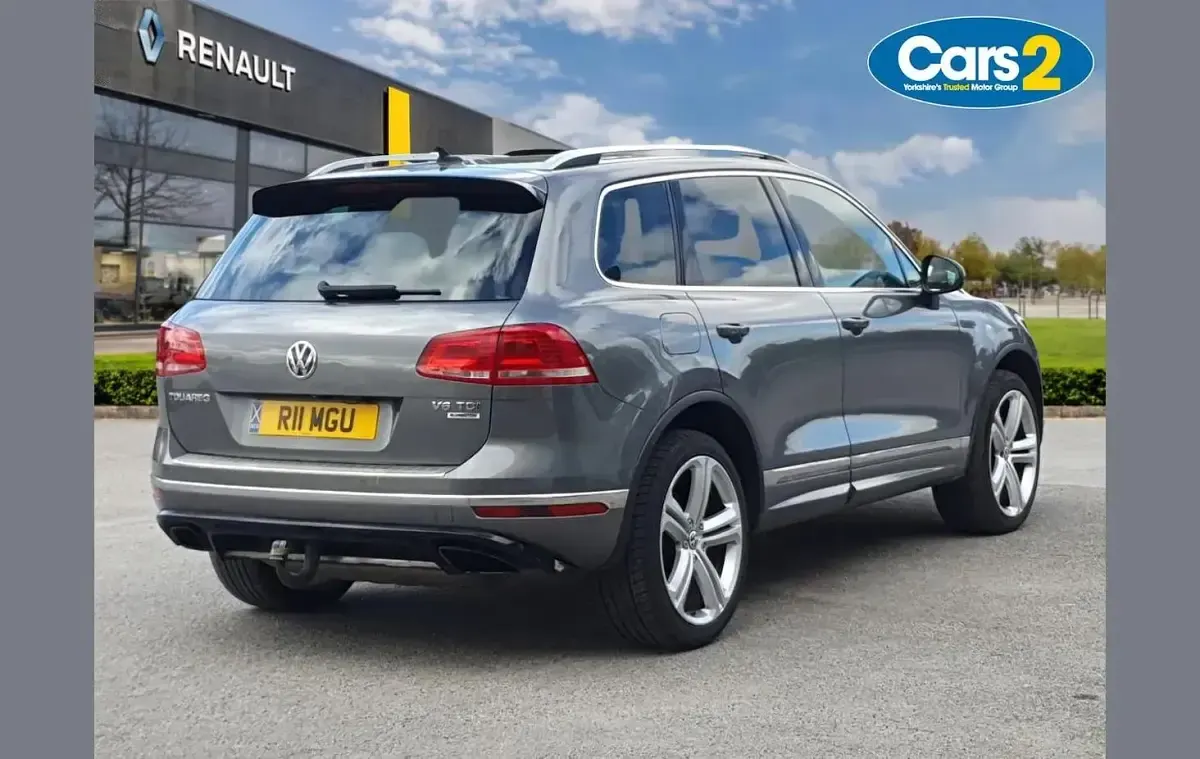 Usado VW Touareg R-line Plus 262 HP (192 kW) 2017 Cinzento SUV