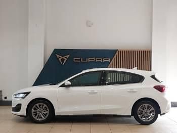 Used Ford Focus Titanium 120 HP (88 kW) 2023 White Hatchback