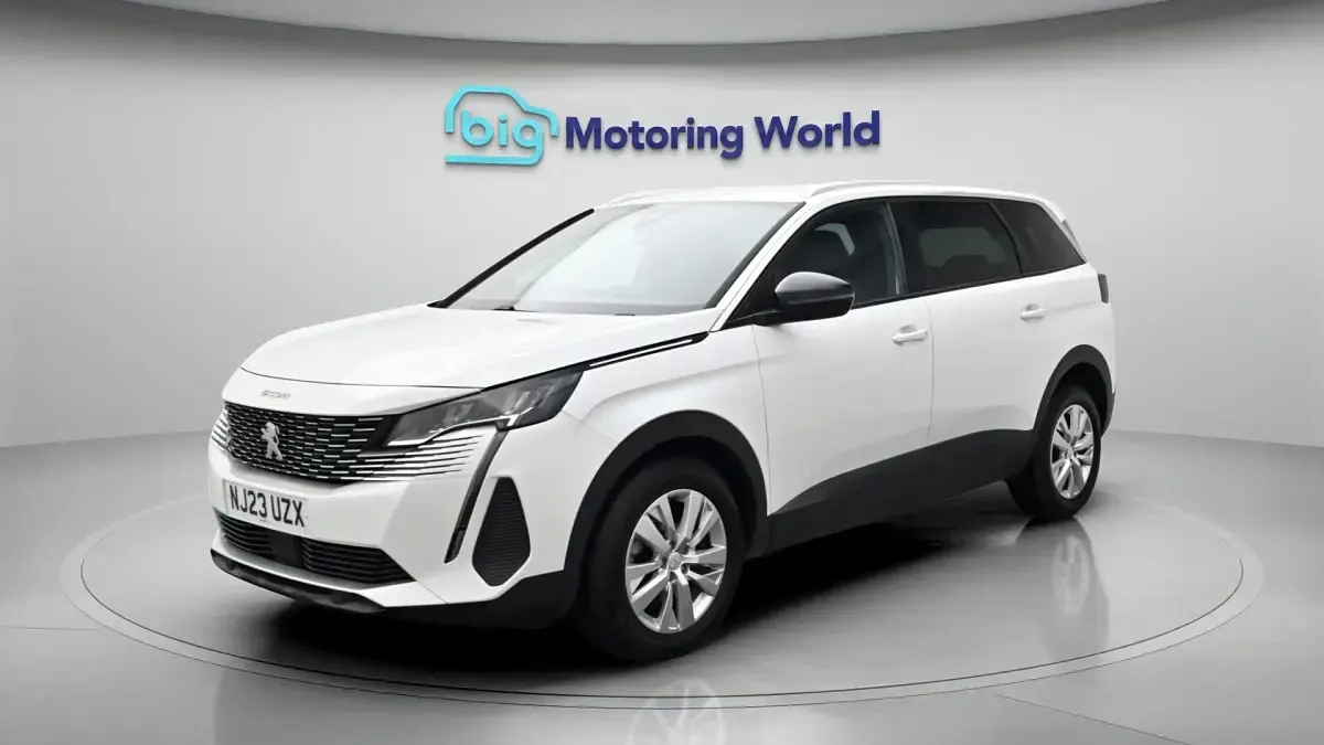 Used Peugeot 5008 Active+ 129 HP (94 kW) 2023 SUV