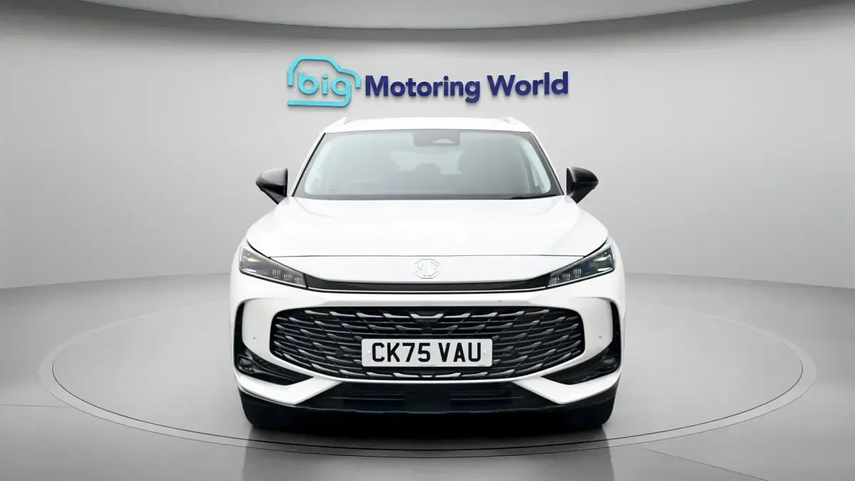 Used MG HS Trophy 303 HP (222 kW) 2025 White SUV