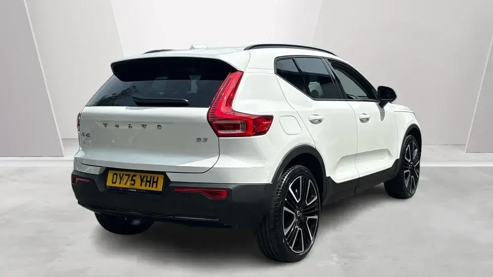 Used Volvo XC40 Ultra 2025 White SUV