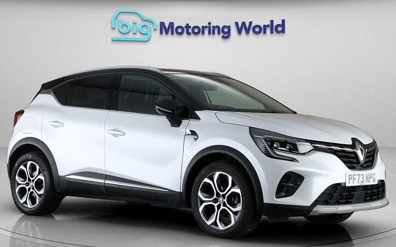 Begagnad Renault Captur Techno 160 HK (117 kW) 2023 SUV