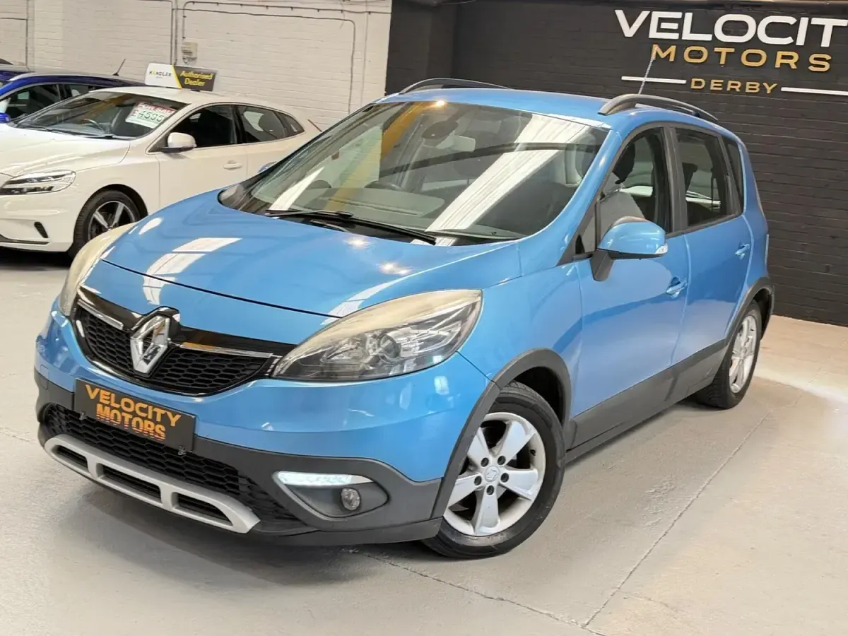 Used Renault Scénic III Dynamique 110 HP (80 kW) 2013 Blue MPV