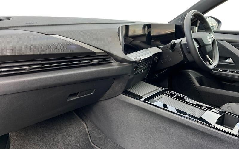 Used Vauxhall Astra Ultimate 114 kW (156 HP) 2025 Hatchback