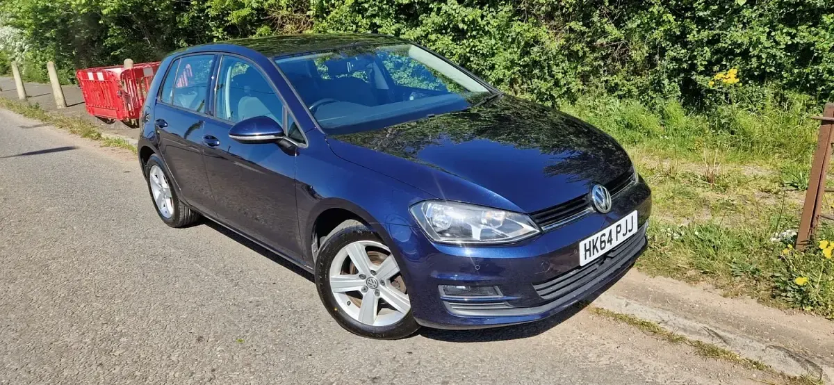Used VW Golf VII Match 105 HP (77 kW) 2015 Blue Hatchback