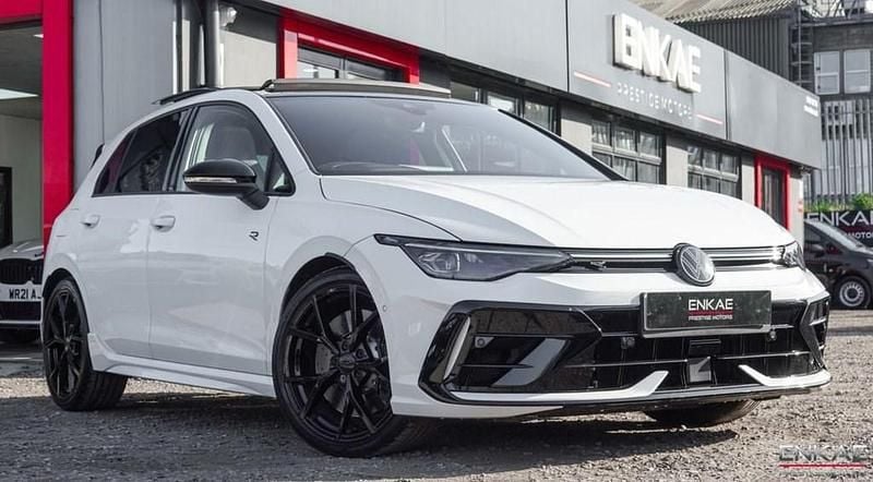 White Used 2025 VW Golf VIII Black Edition Hatchback | £42,995 - Image 1/4