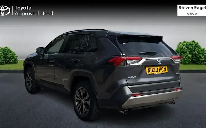 Used Toyota RAV4 Design 218 HP (160 kW) 2025 SUV