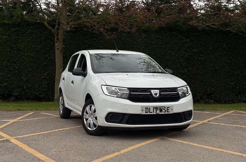 Used Dacia Sandero Ambiance 2017 White Hatchback