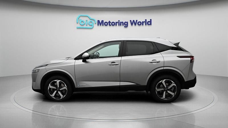 Used Nissan Qashqai N-Connecta 188 HP (138 kW) 2023 Silver SUV