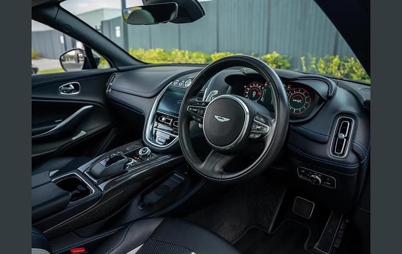 Used Aston Martin DBX 707 697 HP (512 kW) 2023 Blue SUV