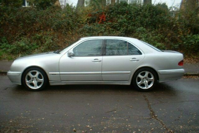 Used Mercedes E320 2001 Sedan