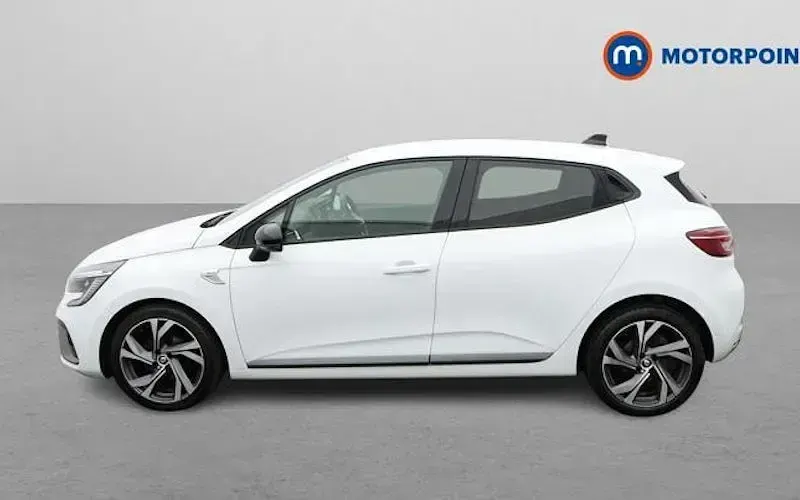 Used Renault Clio RS Line 90 HP (66 kW) 2023 White Hatchback