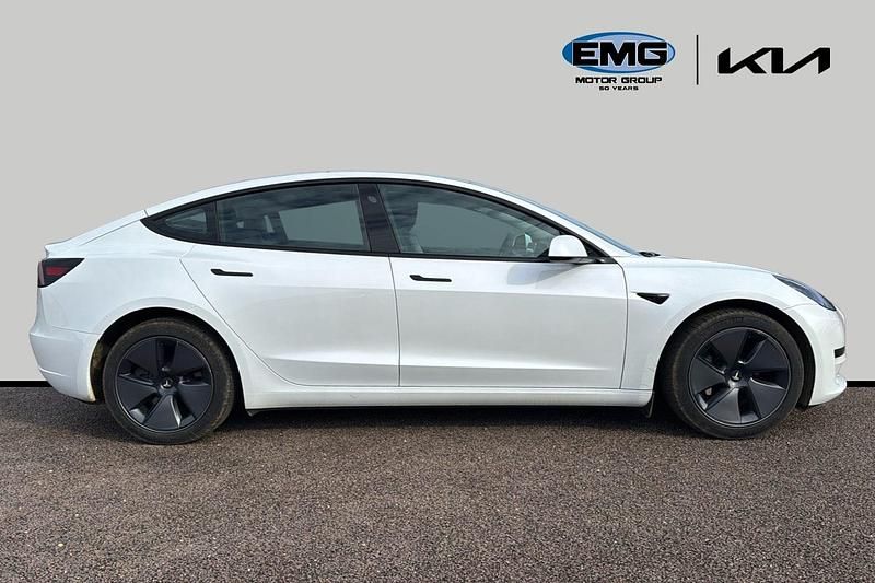 Used Tesla Model 3 RWD 177 kW (241 HP) 2022 White Sedan