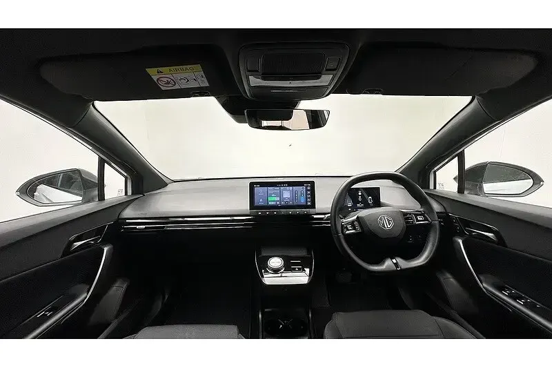 Used MG MG4 EV SE 319 kW (435 HP) 2022 White Hatchback