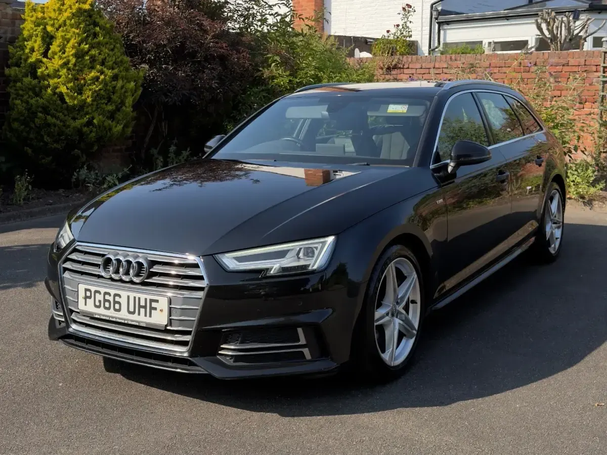 Used Audi A4 S-Line 190 HP (139 kW) 2017 Black Estate