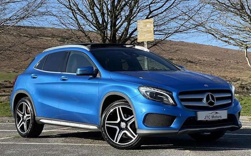 Used Mercedes GLA200 AMG line 156 HP (114 kW) 2016 Blue SUV