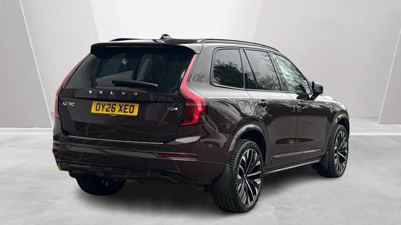 New Volvo XC90 Ultra 2026 SUV