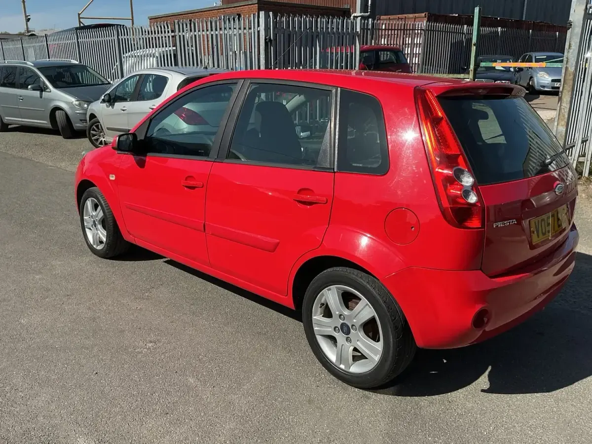 Used Ford Fiesta Zetec 2007 Red Hatchback