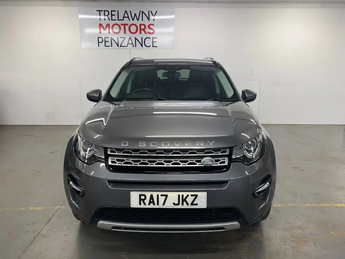 Used Land Rover Discovery 5 HSE 2017 Grey SUV