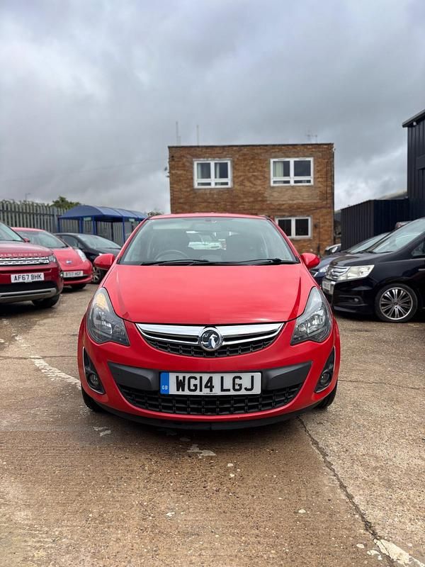 Red Used 2014 Vauxhall Corsa Excite Hatchback | £1,999 (Good price) - Image 1/4