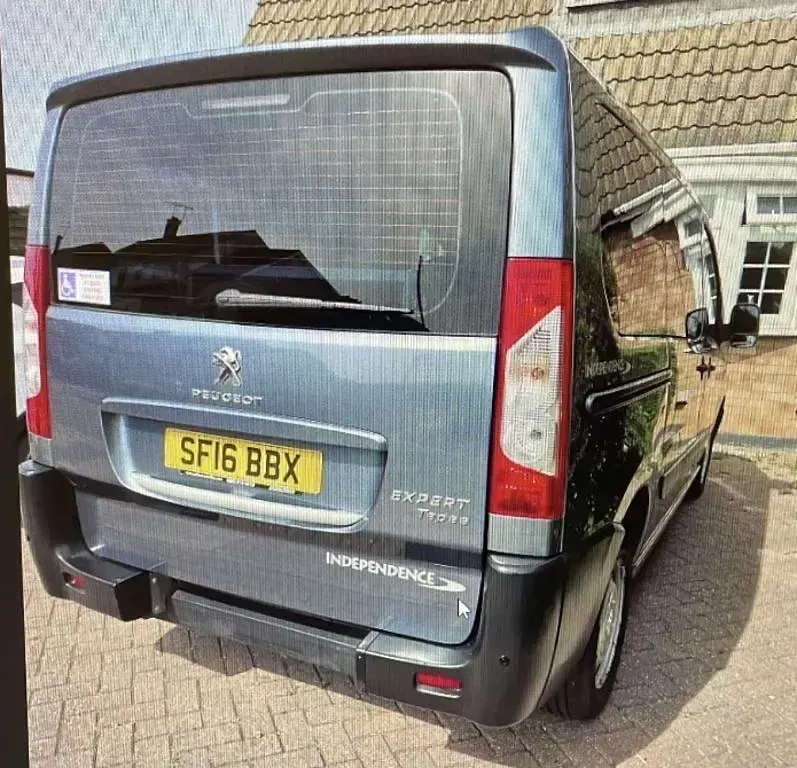 Used Peugeot TePee Independence 2016 Grey MPV
