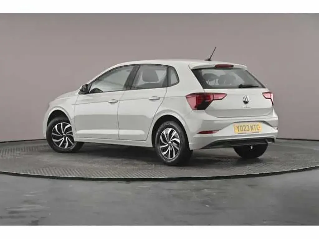 Used VW Polo 80 HP (58 kW) 2023 Hatchback