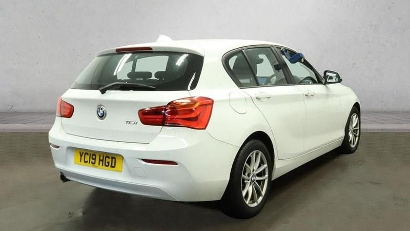 Used BMW 118 Comfort Edition 136 HP (100 kW) 2019 White Hatchback